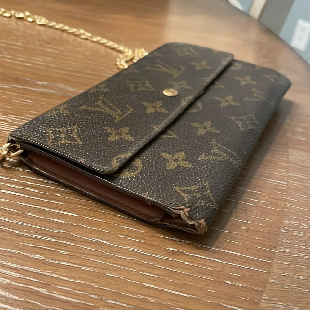 SALE PRICE FIRM Louis Vuitton International Trifold Monogram Wallet - Picture 3 of 10